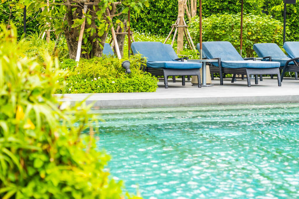 Why You Should Set Pricing as a Lawn Pro
