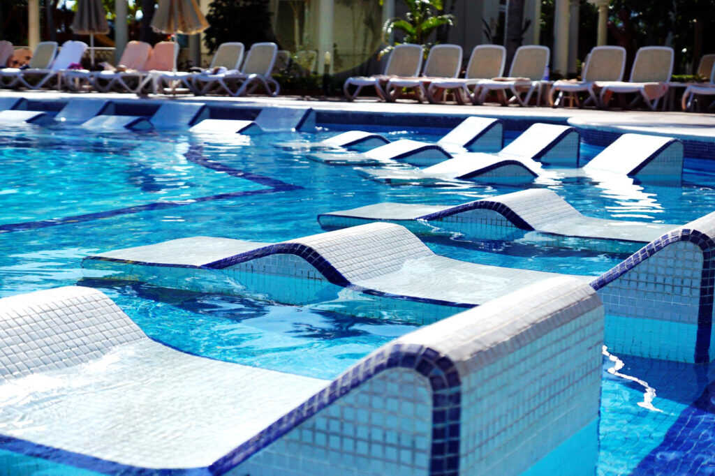 How to Use Color-Coded Calendars for Lawn Management