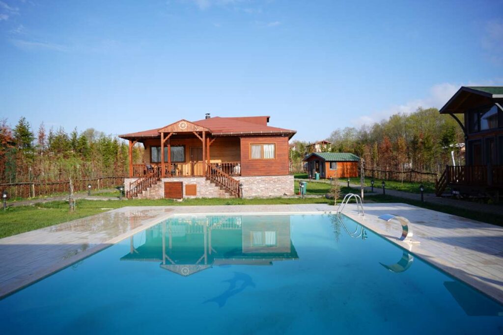 Retain Customers: Tips for Lawn Professionals