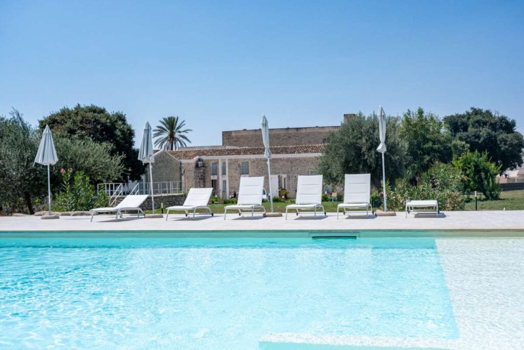 The Benefits of Offering Referral Incentives to Clients